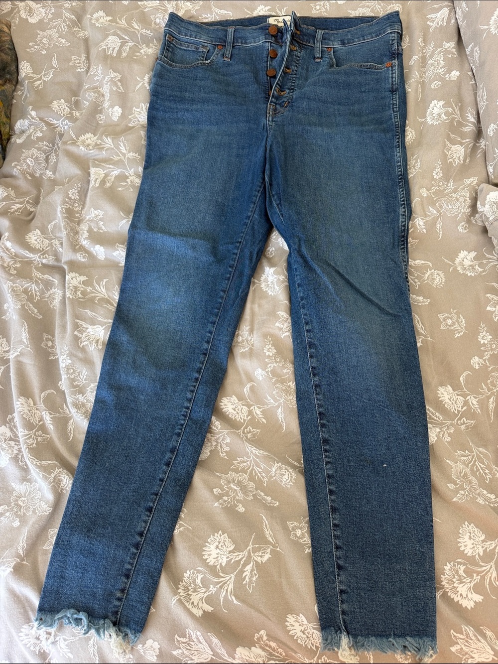 Madewell Straight-Leg Button-Fly Jeans in Medium Blue Wash